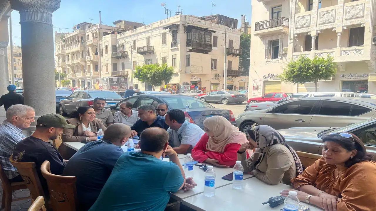 نائبة محافظ القاهرة تبحث تطوير شارع إبراهيم باشا بمصر الجديدة